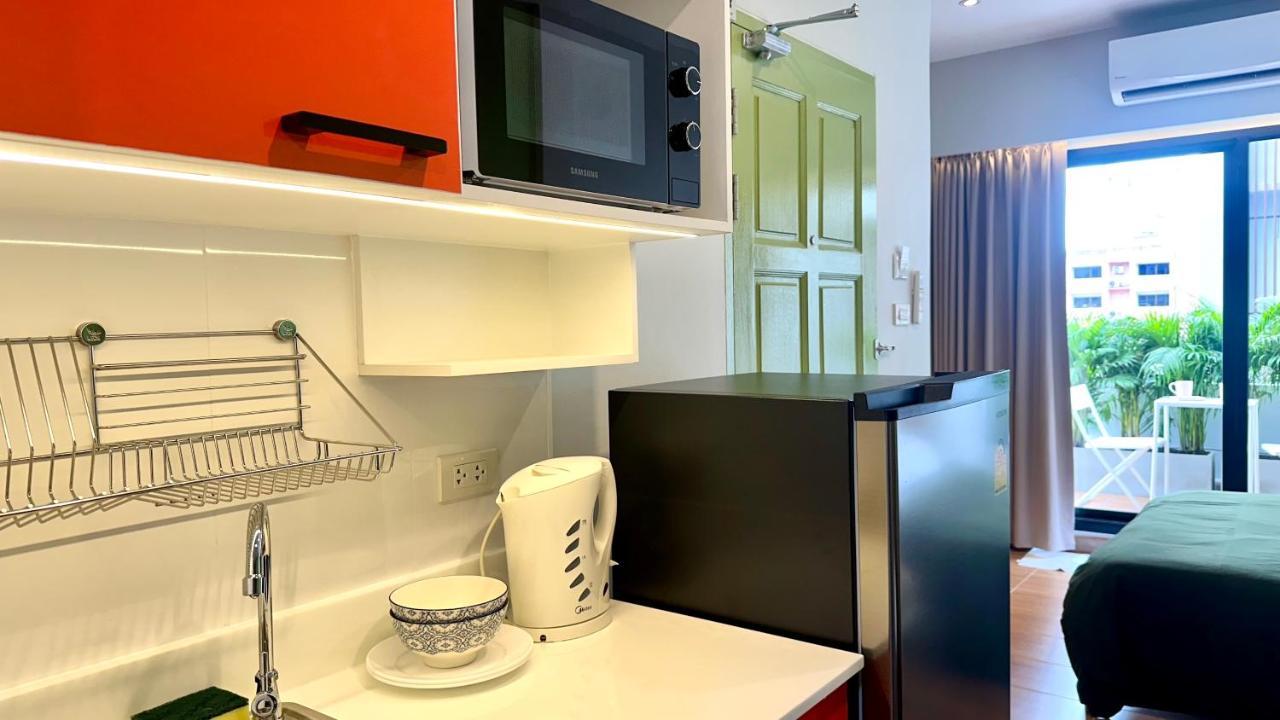 The Tangerine Guesthouse Bangkok Ngoại thất bức ảnh