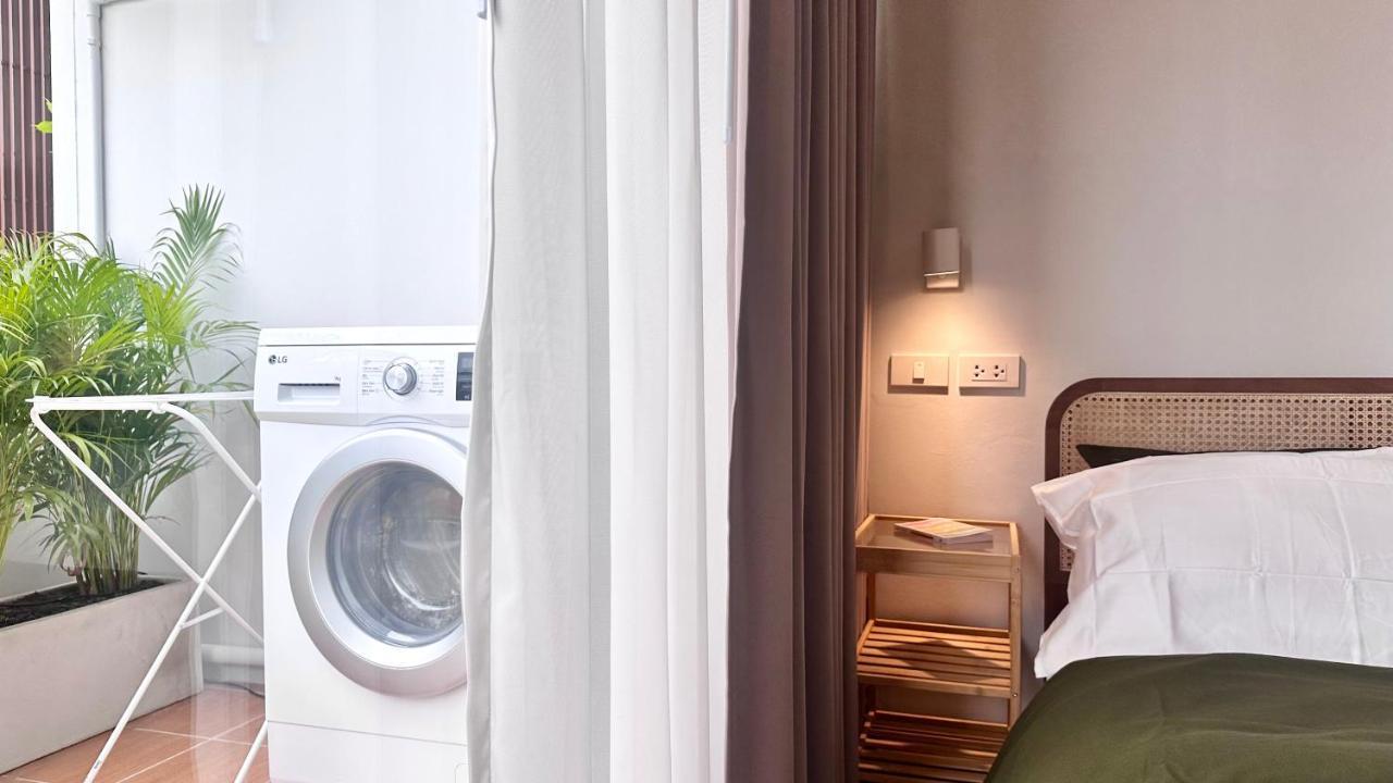 The Tangerine Guesthouse Bangkok Ngoại thất bức ảnh