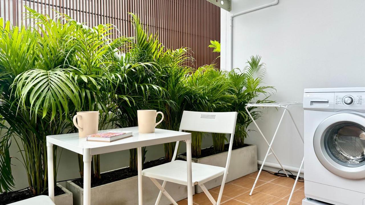 The Tangerine Guesthouse Bangkok Ngoại thất bức ảnh