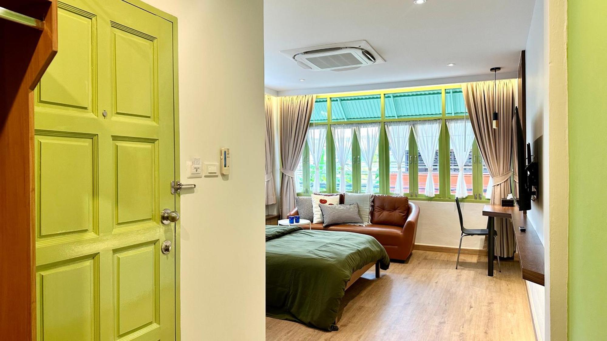 The Tangerine Guesthouse Bangkok Ngoại thất bức ảnh