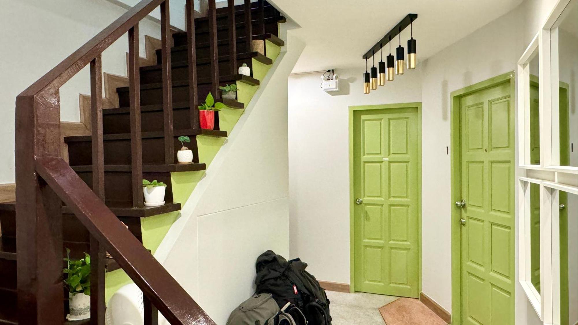 The Tangerine Guesthouse Bangkok Ngoại thất bức ảnh